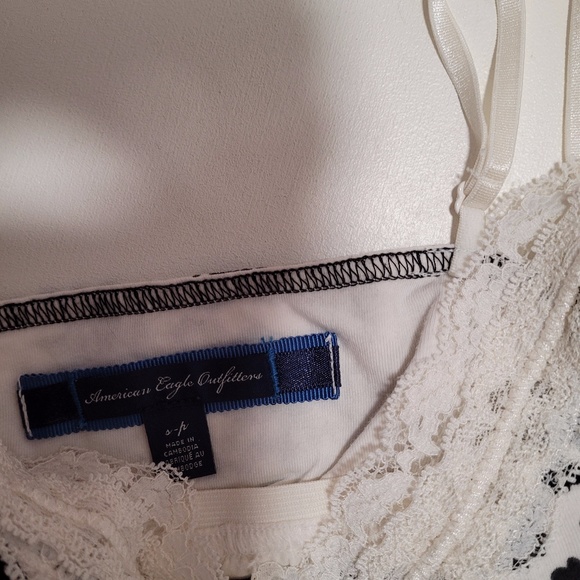 Black and White Cami - Picture 2 of 3